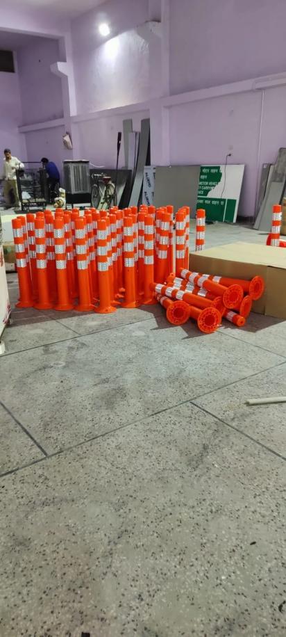 Alcolite Flexible Spring Post by Alcolite : Colours available: Orange 7 7