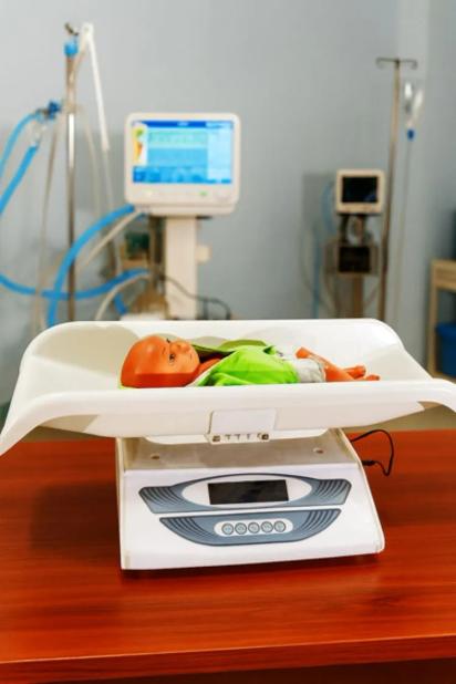 SI Surgical NICU Equipment - SI-Neo-Scale Baby Digital Weighing Scale by SI Surgical for Hospital : Colours available: FloralWhite
