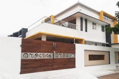 Shree Kumaran Automated Gate by Shree Kumaran Engineering : Colours available: Brown 5 5