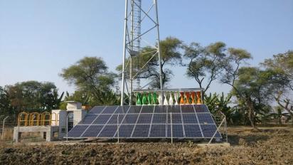 Windstream Towermill Wind and Solar Hybrid Energy System by Windstream 4 4