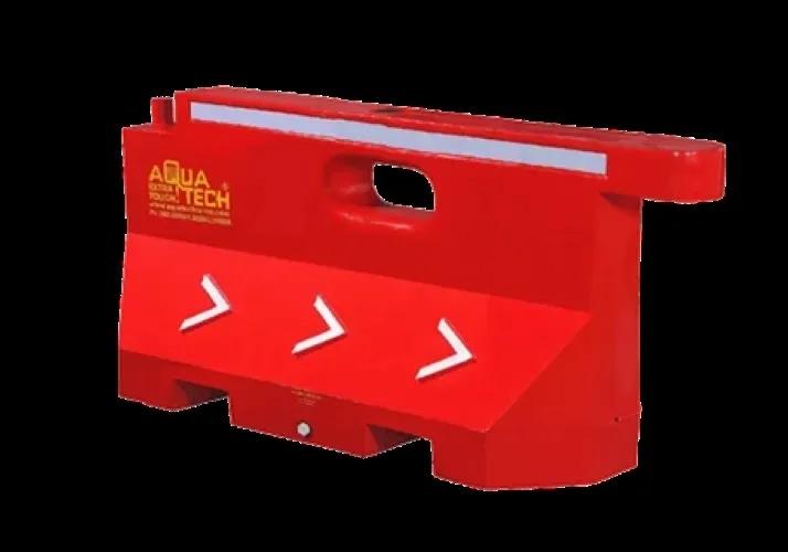 Aqua Tech 1.1 Meter Road Barriers