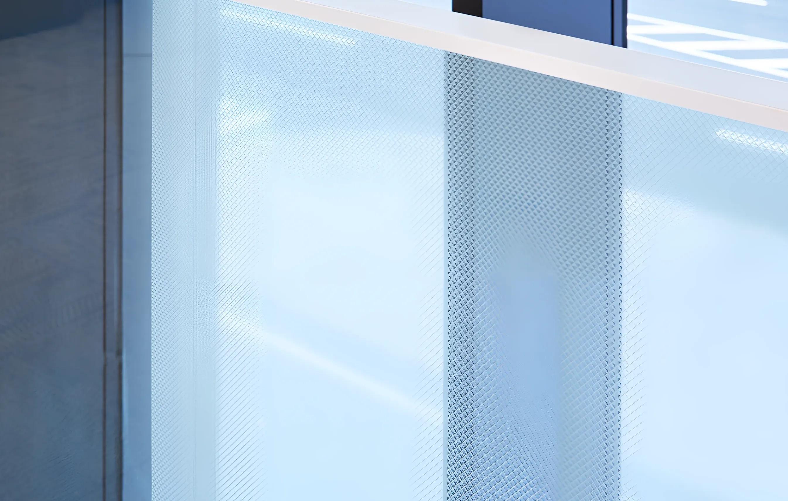 3M™ Fasara™ Glass Finishes Geometric 1
