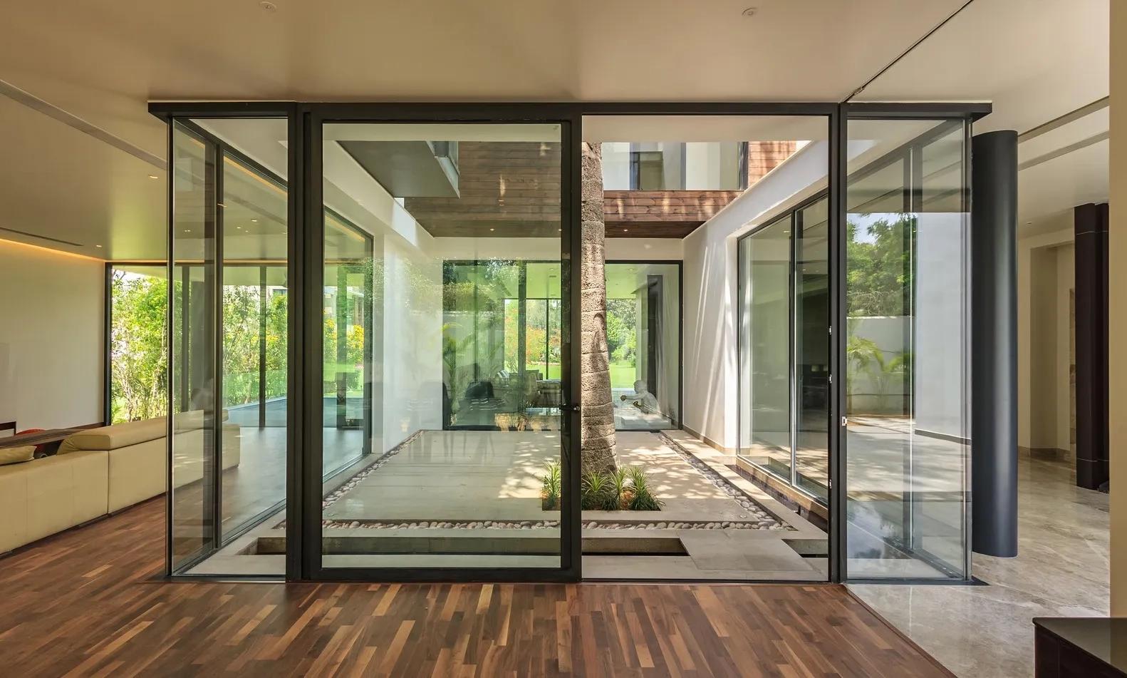 S L Construction