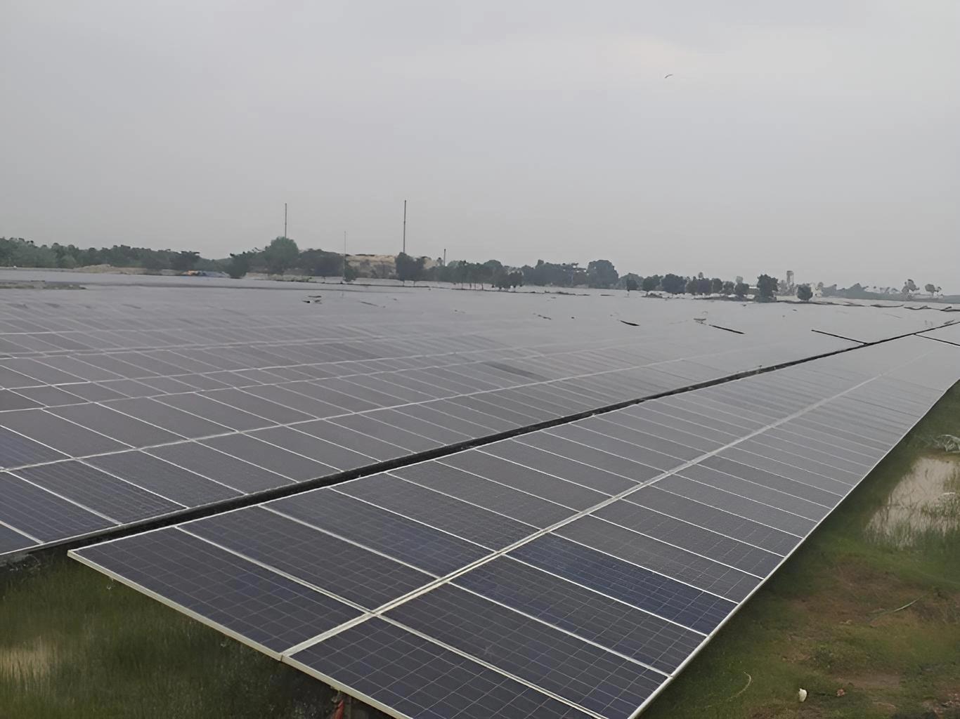 Waaree Solar Power Centre