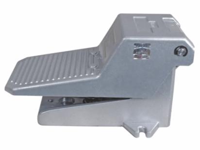 Airmax 5/2 Foot Operated Valves (Detent / Spring Return) by Airmax Pneumatics : Colours available: Silver 1 1