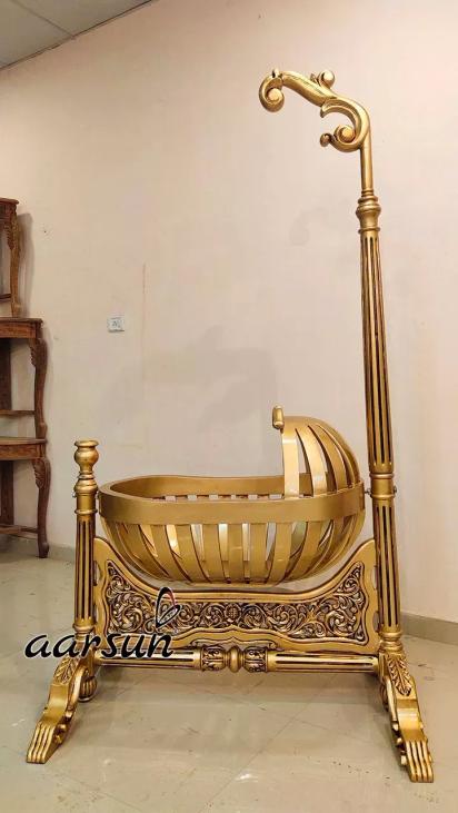 Aarsun Handcrafted Gold Finish Cradle YT-263 3