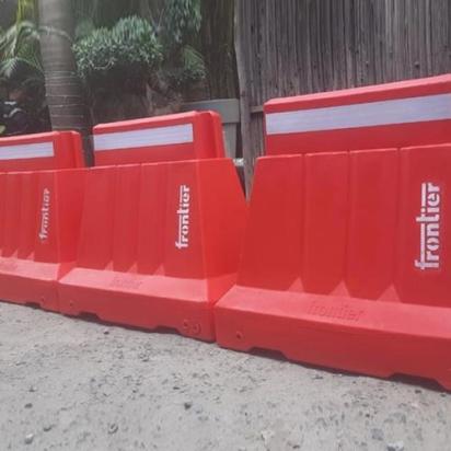 Frontier FRB-2 SW + FRB-3 by Frontier : Colours available: Red