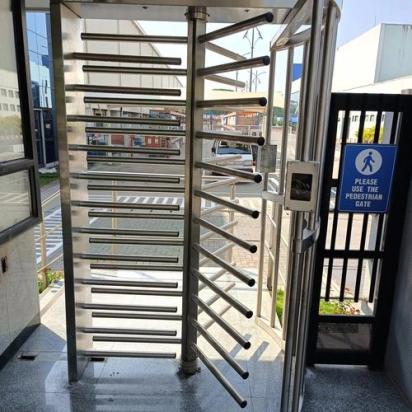 Nihva Automatic Tripod Turnstiles by Nihva 4 4