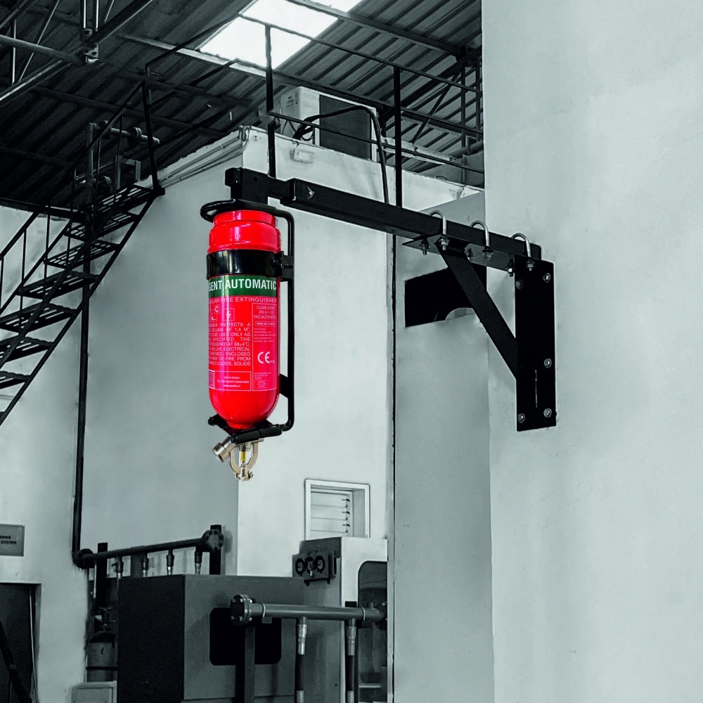 Ceasefire Automatic Fire Extinguishers - Clean Agent (Wall Mounted) by Ceasefire : Colours available: Red